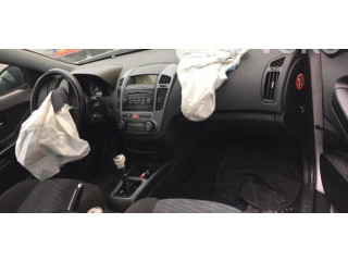 Зеркало электрическое        KIA Pro Cee'd I  2008 - 2013 года   