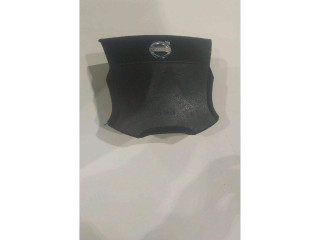 Подушка безопасности водителя    Volvo S80