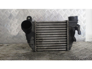 Интеркулер  8N0145803C   Audi TT Mk1 