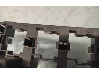 Pojistková skříňka Řídící jednotka BSM 1T1937503A   Volkswagen Caddy 2010