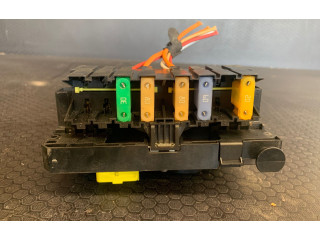 Pojistková skříňka 9807028580 Peugeot 5008 2010