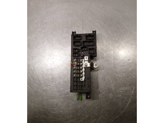 Блок предохранителей 8678449, 518785100 Volvo XC90