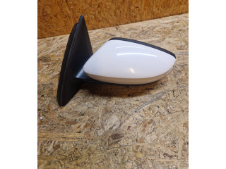 Зеркало электрическое        Skoda Rapid (NH)  2012 - 2019 года   