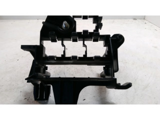 Другая деталь панели