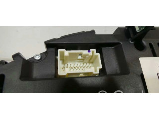 Přístrojová deska Infiniti Q30 2011 A0919006701