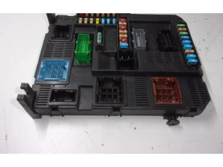 Pojistková skříňka 9819849680 Peugeot 3008 2018