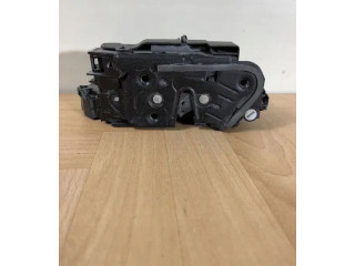 Замок багажника Skoda Fabia Mk3 (NJ) 2015 - 2021 года