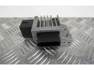 Центральная воздушная решётка 271203982R Renault Master III