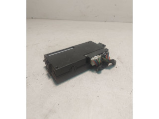 Блок предохранителей 8637A171, 5WK45103I Mitsubishi Colt