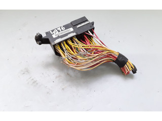 Блок предохранителей 7703297597C Renault Clio II