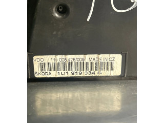 Панель приборов 1U1919034G, 111008928009 Skoda Octavia Mk1 (1U)