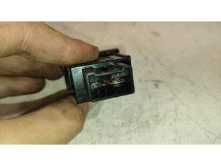 Переключатель очистки омывателя фар