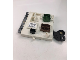 Блок предохранителей  32233459AB, PL941   Volvo XC90    