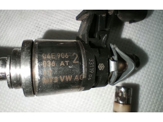 Топливная рампа 04E906036AT, 04C133320G   Skoda Fabia Mk3 (NJ)  