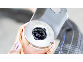 Боковая подушка безопасности 8X3880741B   Audi A1