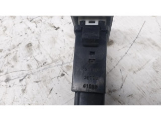 Включатель обогрева стекла с помощью электричества