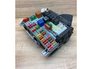 Pojistková skříňka 09152787 Opel Vectra B 1996