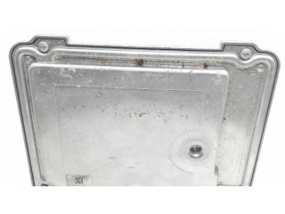 Řídící jednotka 03L906018PH, 03L906018ES Audi Q3 8U 2013