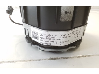 Подушка безопасности водителя 5G0880201S Volkswagen Golf VII