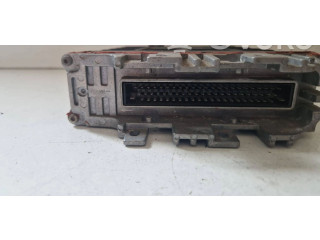 Řídící jednotka 037906025J Volkswagen Vento 1996