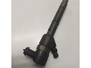 Vstřikovač 0445110411 Hyundai i40 pro naftový motor 1.7