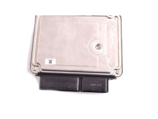 Блок управления двигателя 03L906018ML, 0281017833   Audi Q5 SQ5
