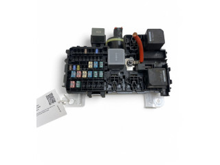 Блок предохранителей 31384034 Volvo XC90