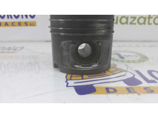 Поршень с шатуном 11257803033 BMW 1 E81 E87 2.0