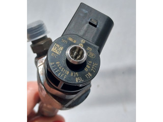 Форсунка 05L130277E, 05L130277E Skoda Octavia Mk4