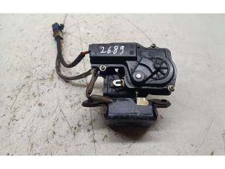 Zámek zadních dveří Toyota Avensis T250 2005