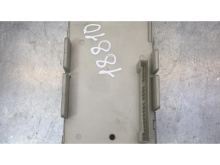 Pojistková skříňka 212261116 Chrysler Sebring (ST-22 - JR) 2005