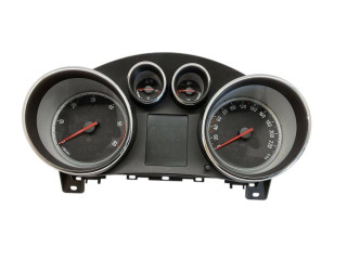 Панель приборов 13346210, 60077588   Opel Meriva B       