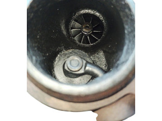 Turbodmychadlo Турбина 11652245420, 11652245901 BMW 3 E36