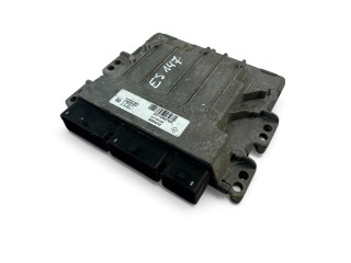 Блок управления двигателем Блок управления 237106276R, 237106102R Dacia Duster