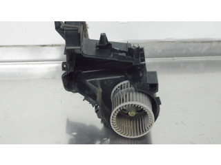 Вентилятор печки Mitsubishi Pajero