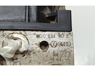 Блок АБС 6Q0614117E Skoda Fabia Mk2 (5J) 2007 - 2014 года