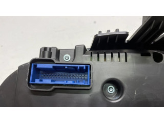 Přístrojová deska  Opel Corsa E 2015 39056372, 367030224  