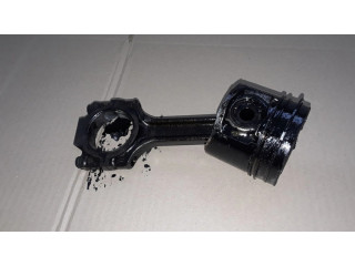 Píst Alfa Romeo 156 pro naftový motor 1.9