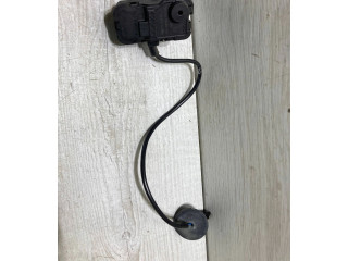 Двигатель центрально замка 5c6810773h   Skoda Rapid (NH)   