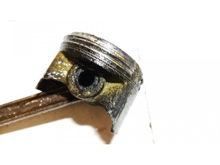 Поршень с шатуном Mitsubishi Colt для бензинового двигателя 1.3