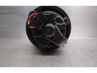 Вентилятор печки    272100759R   Renault Arkana