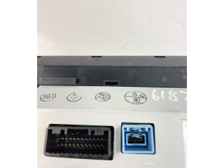 Дисплей 8611053010 Lexus IS III XE30