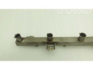 Топливная рампа 7530420, 7526892 BMW Z4 E85 E86 2.0 для двигателя N46b20b