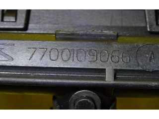 Топливная рампа 7700108667, 7700109066 Renault Clio II