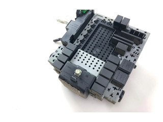 Блок предохранителей  9441584   Volvo V70    