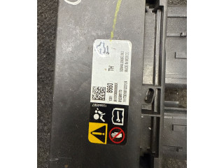 Блок подушек безопасности 812586170, 13518660 Chevrolet Camaro