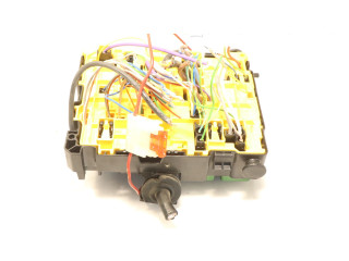 Pojistková skříňka Peugeot 301 2016