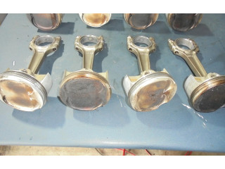  Поршень  724212  Maserati Quattroporte  