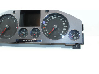 Панель приборов 3D0920885A   Volkswagen Phaeton       