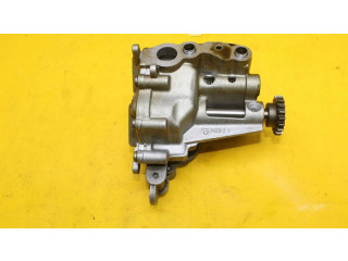 Масляный насос 150002257R Renault Clio IV